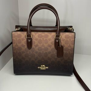 coach Maggie small Tote Bag In Ombre Signature Canvas cdy27